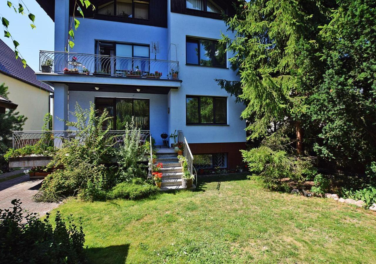 Albergue Dom Tu I Teraz Lublin Exterior foto