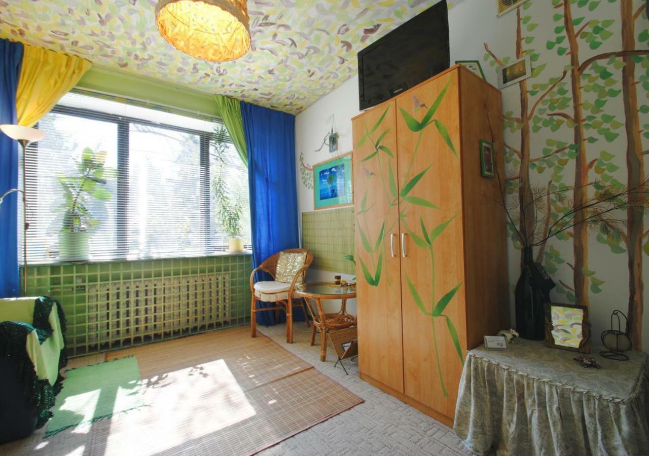 Albergue Dom Tu I Teraz Lublin Exterior foto